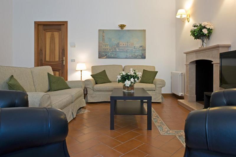 Cerva Fashion District Apartment Milan Luaran gambar