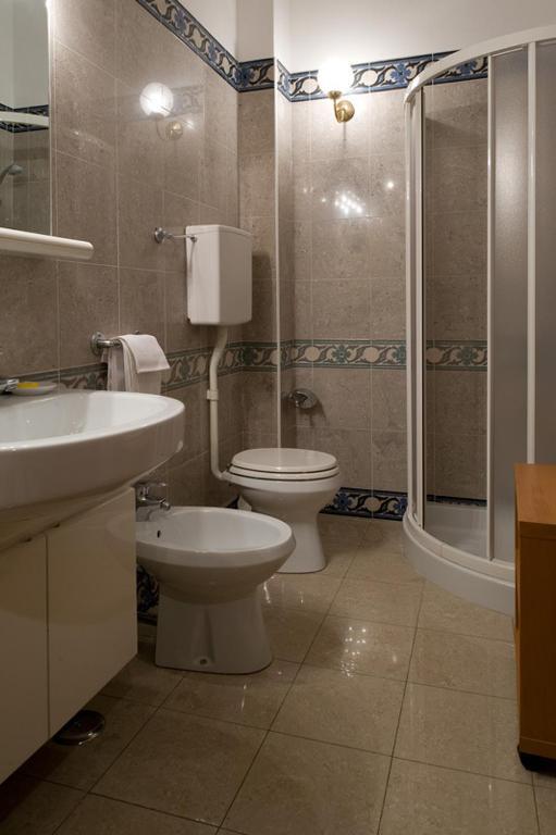 Cerva Fashion District Apartment Milan Luaran gambar